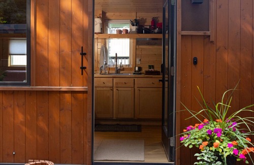 Chatham Apartamento | Sugar Shack - 300 square feet of pure sweetness.