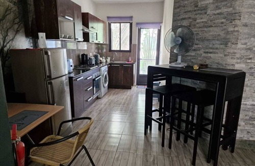 Wolmar Apartamento | Sugareef 3-Bed Apartment in Flic en Flac
