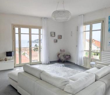 Saint-Jean-Cap-Ferrat Apartamento | Suggestivo appartamento