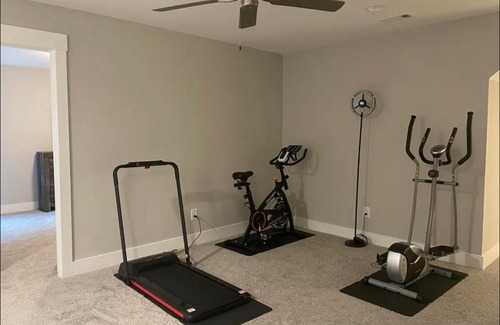 Murfreesboro Casa | Suit with private bathroom #1 in house Murfreesboro TN