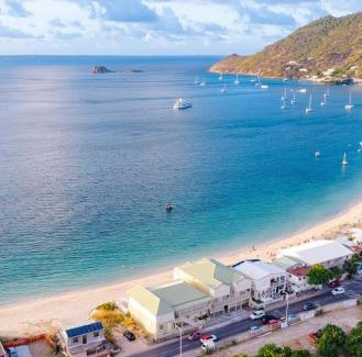 Grand Case Apartamento | Suite 1 - Les pieds dans le sable de Grand-Case, un bien nouveau et rare dans la toute nouvelle résidence Mogador