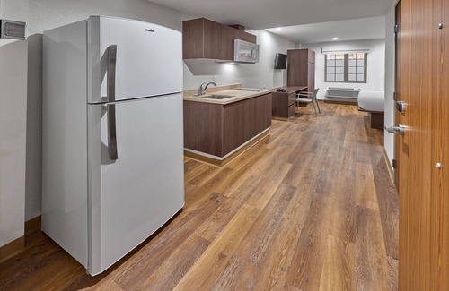 Cancún Apartamento | Suite 1 Queeb Bed with kitchenette