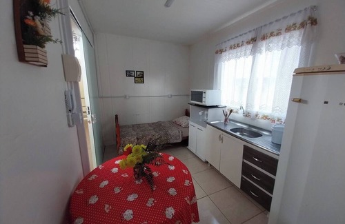 Cidade Nova Apartamento | Suite 11 with morning sun
