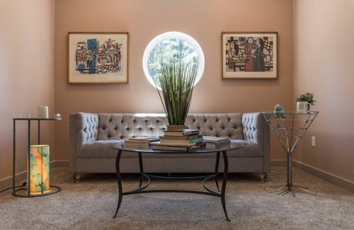 Glendale Casa | Suite 2 - Quiet and private accommodations in a country setting.