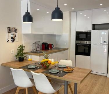 Milla de Oro Apartamento | Suite 208, Close to the beach, 2 bedroom,Golden Mile