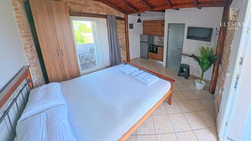Flogita Apartamento | Suite 2nd Floor & Rooftop 6