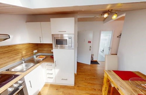 Bad Aibling Casa | Suite 5+6 / entire top floor with 3.5 rooms and 2 balconies.
