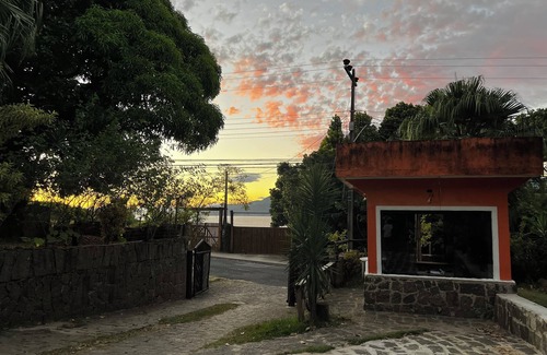Veloso Apartamento | Suite 5 min walk from Veloso Beach - Ilhabela