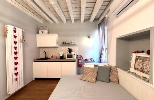 Chioggia Apartamento | Suite Apartment a tema Natale in centro storico "Gingerbread Suite"