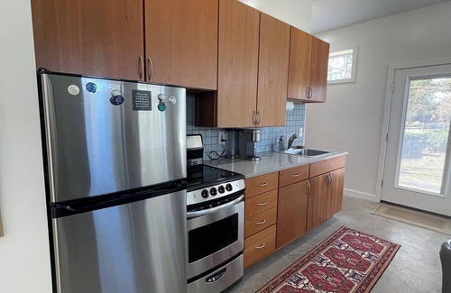 State College Apartamento | Suite at the Watertower - 10 min walk to PSU campus and Downtown State College!