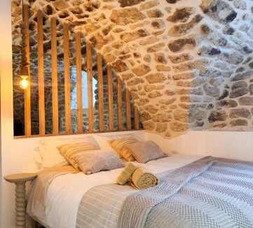 Etoile-sur-Rhone Apartamento | Suite avec jacuzzi et sauna