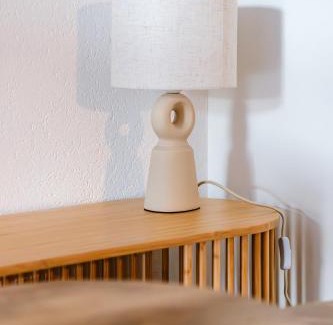 Suze-la-Rousse Apartamento | Suite Bali