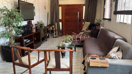 Afogados Casa | SUITE banheiro privativo & QUARTO banheiro social PERTO DO GERALDÃO,UNIVERSO, UFPE,AEROPORTO-AFOGADOS- RECIFE