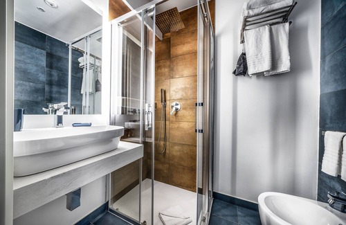 Universita Casa | Suite Blue Style