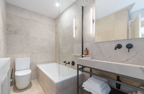 Esporles Casa | Suite Bosque- Life in middle of a vineyard, with a 600 Mb WIFI. Made for Nomads.