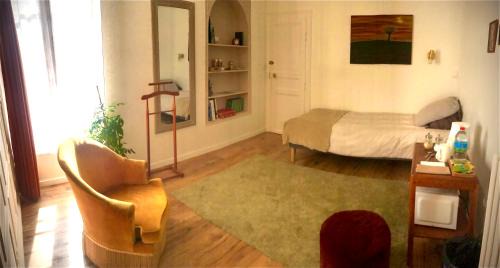 Coulommiers Cama Y Desayuno | Suite - Chambre Cherry Plum