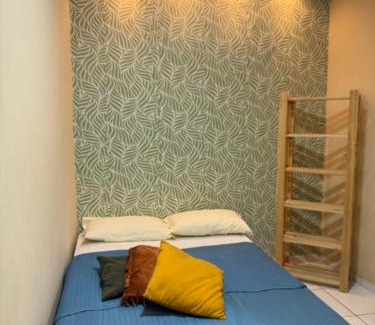 Ponta D'areia Casa | Suite climatizada em Ap compartilhado na ponta da areia