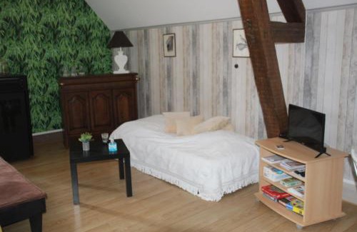 Agonges Apartamento | Suite dans les dépendances du Château
