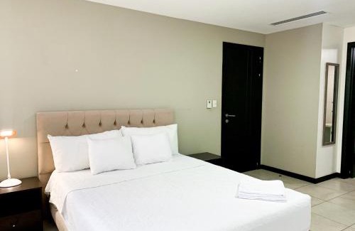 Puerto Santa Ana Apartamento | Suite ejecutiva en el puerto Santa Ana, Guayaquil