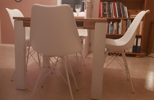 Wepion Casa | Suite familiale avec 2 Chambres dans une villa - quartier vert et boisé - 5 kms de Namur