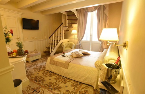Lecce Historic Center Hotel | Suite Hotel Santa Chiara