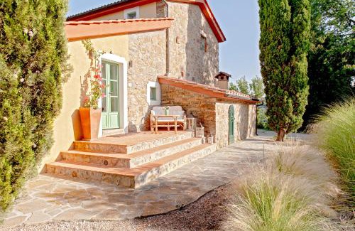 Monteverdi Marittimo Casa | Suite immersa nel Giardino Emozionale della Gualda Vecchia, SPA all'aperto esclusiva a pagamento