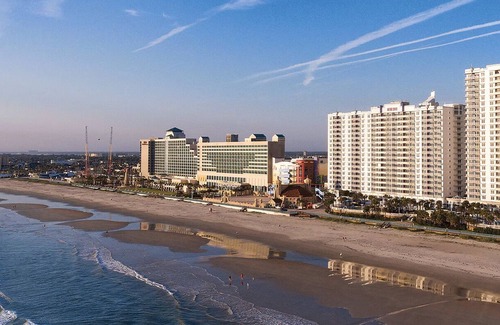 Brush - Stewarts Apartamento | Suite in a Beach front hotel with a full kitchen!