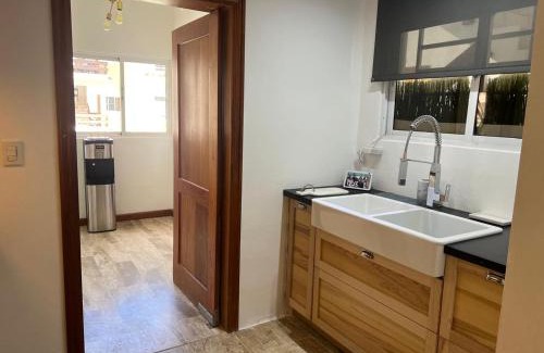 Playa Bibijagua Casa | Suite in shared apartment, pool and beach access
