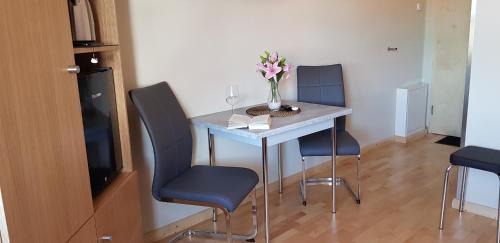 Liepgarten Apartamento | Suite Kleine Auszeit