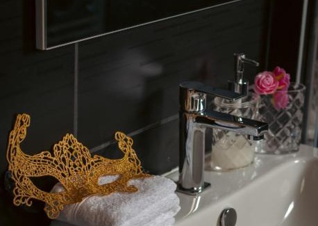 Limoges Apartamento | Suite Love Room Les Secrets d'Eden Rose- escapade romantique à 2