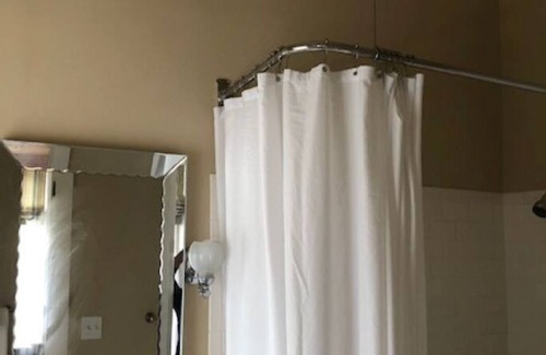 Selinsgrove Cama Y Desayuno | Suite MaryAnne - Suite de invitados del segundo piso