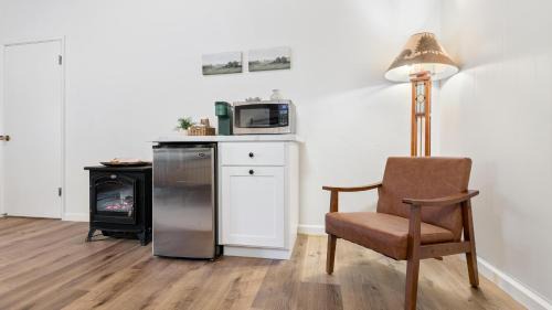 Springville Casa | Suite Meadow @CN Lodge# 7