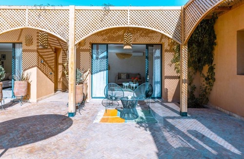 Gmassa Casa | SUITE OASIS, 1 bed/1 bath, heated pool
