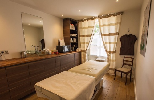 Latresne Cama Y Desayuno | Olivier Bed and Breakfast - 15 minutos del centro de Bordeau