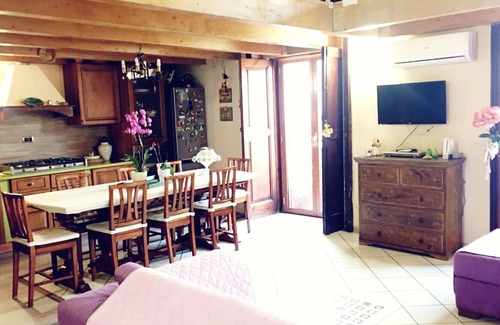 Naples City Centre Apartamento | Suite Orchidea