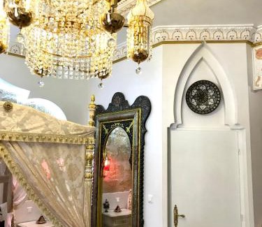 Centre Historique Casa | Suite Orientale Maison de L'église du Couvent