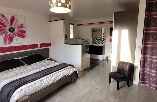 Chambly Cama Y Desayuno | Suite Parentale A 2 PAS DES JO 2024