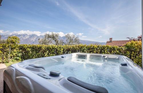 Oldesio Apartamento | Suite Perlago