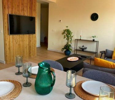Centro de la ciudad de Gijón Apartamento | SUITE PLAYA GIJON CENTRO, apartamento nuevo, 5 huéspedes VUT-3622-AS