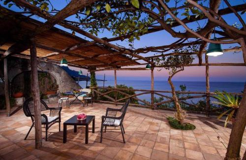 Marmorata Apartamento | Suite Principessina - Sea Access, Pool by AMALFIVACATION
