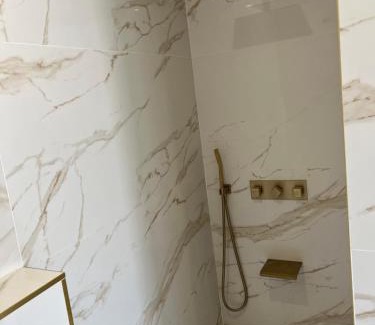Pignan Cama Y Desayuno | Suite privée accès piscine