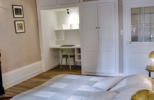 Poligny Cama Y Desayuno | Suite Privée Dans un Élégant Hôtel Particulier au Coeur de Poligny
