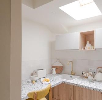 Republique - Tolstoi Apartamento | Suite romantique et charmante parking