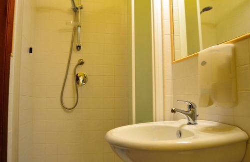 Caltanissetta Cama Y Desayuno | Suite Rosa - B&B S - Elia