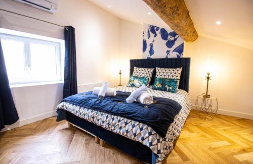 Jacquard - Prefecture Apartamento | Suite Saphir - Jacuzzi & Sauna
