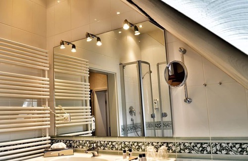 Monschau Hotel | Suite, ducha / WC, 2 habitaciones hasta 4 pers. - Hotel Horchem GmbH