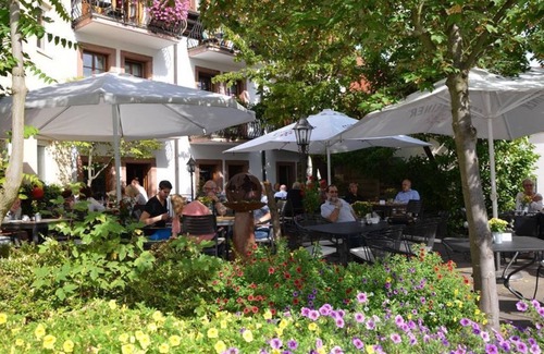 Sankt Martin Casa | Suite, shower, WC, balcony - Hotel-Restaurant St. Martiner Castell