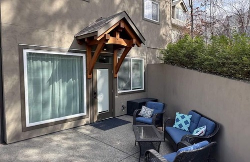 East Hill Apartamento | Suite spot on Heritage Lane