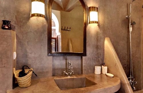 Mellah Cama Y Desayuno | Vrbo Property