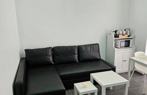 Jemeppe-sur-Meuse Apartamento | Suite With Private Jacuzzi